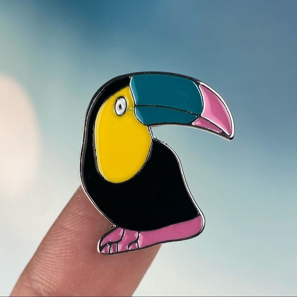 Toucan Enamel Pin/ Brooch Lapel